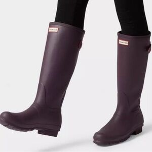 HUNTER Women's 8 Original Tall Rain Boots Matte Purple